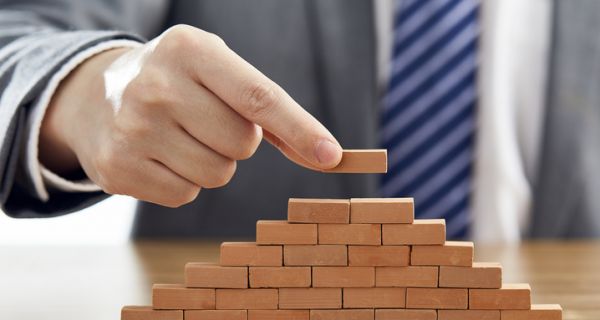 工程保函簽訂與出險理賠實務(wù)要點分析 工程保函簽訂與出險理賠實務(wù)要點分析